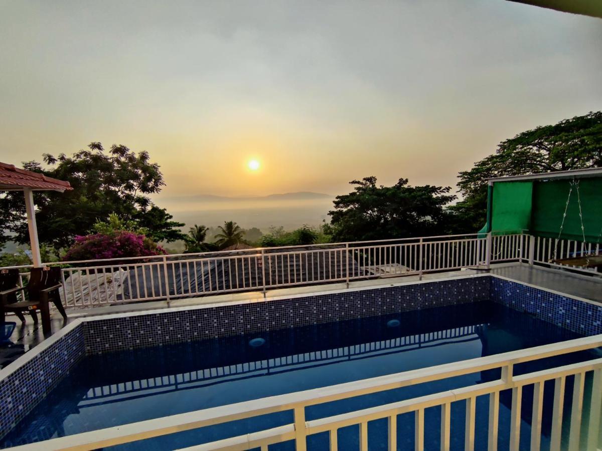 Whitehouse Homestay By Oxystays Hospitality Alībāg Esterno foto